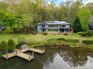 61 Tsataga Ct, Brevard, NC 28712