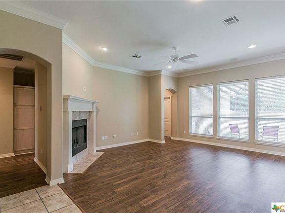 3rd image of 123 Eagle Landing Dr