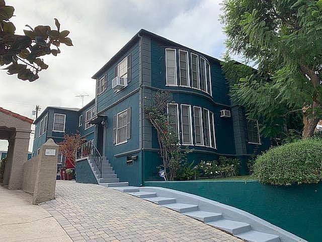 1st image of 920 S Curson Ave #920