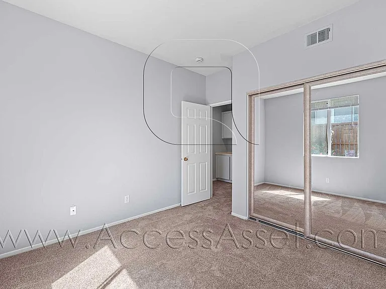 27090 Adelanto Dr — Photo 7