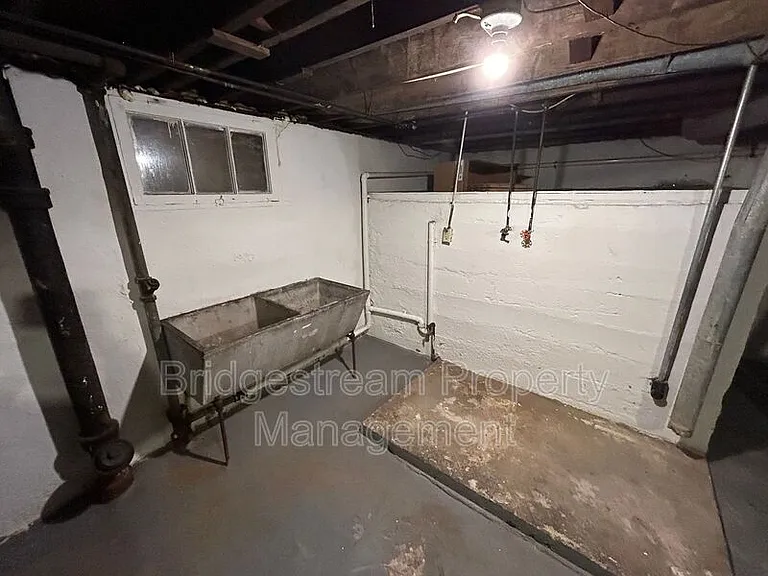 51 S Sperling Ave — Photo 13