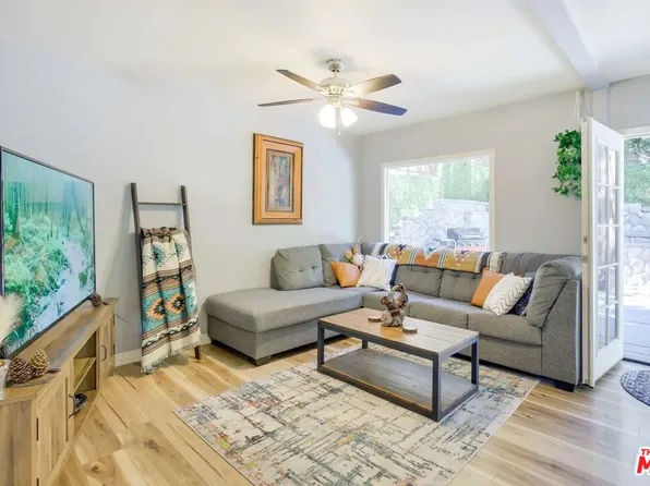 874 Fern Dr, Crestline, CA 92325