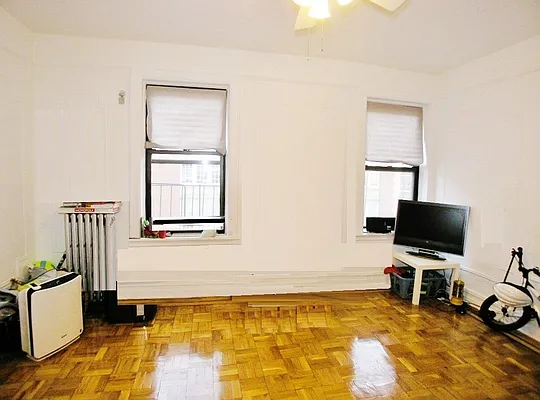 Rented by Townsley & Gay, LLC | media 27