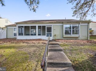 823 Liverpool Cir, Manchester Township, NJ