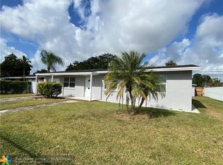 9821 SW 165th Ter, Miami, FL 33157