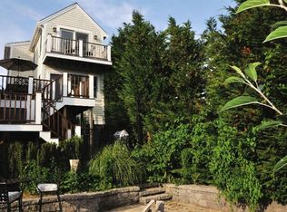 42 Franklin St #B, Provincetown, MA 02657