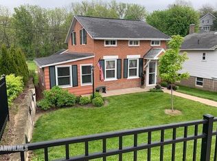 709 Franklin St, Galena, IL 61036