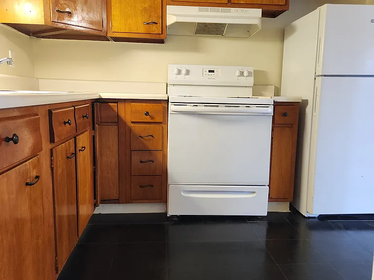 1912 Camp St #2S — Photo 7