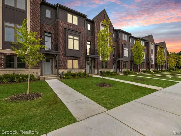 382 Notre Dame St, Grosse Pointe, MI 48230