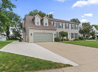 11625 Sharpe Bridge Ct, Granger, IN 46530