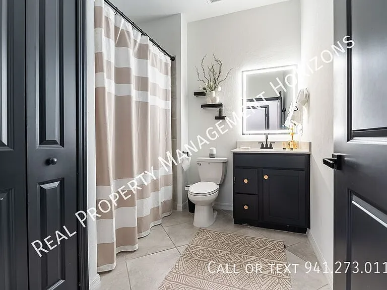 5623 N Honore Ave #322 — Photo 21