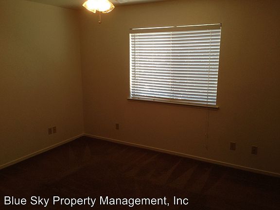 5th image of 1424 S Julieann Ct