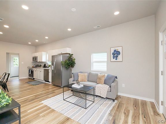 3rd image of 1460 Ferndale Ave