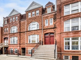 243 W 24th St #2F, Chicago, IL 60616