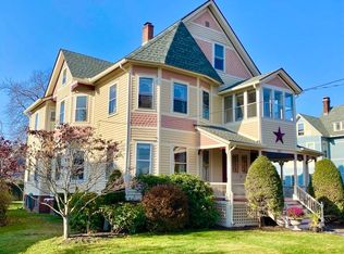 332 Grove St, Chicopee, MA 01020