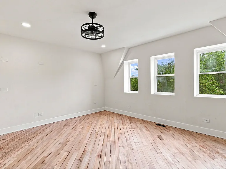 3619 S Giles Ave #3 — Photo 12
