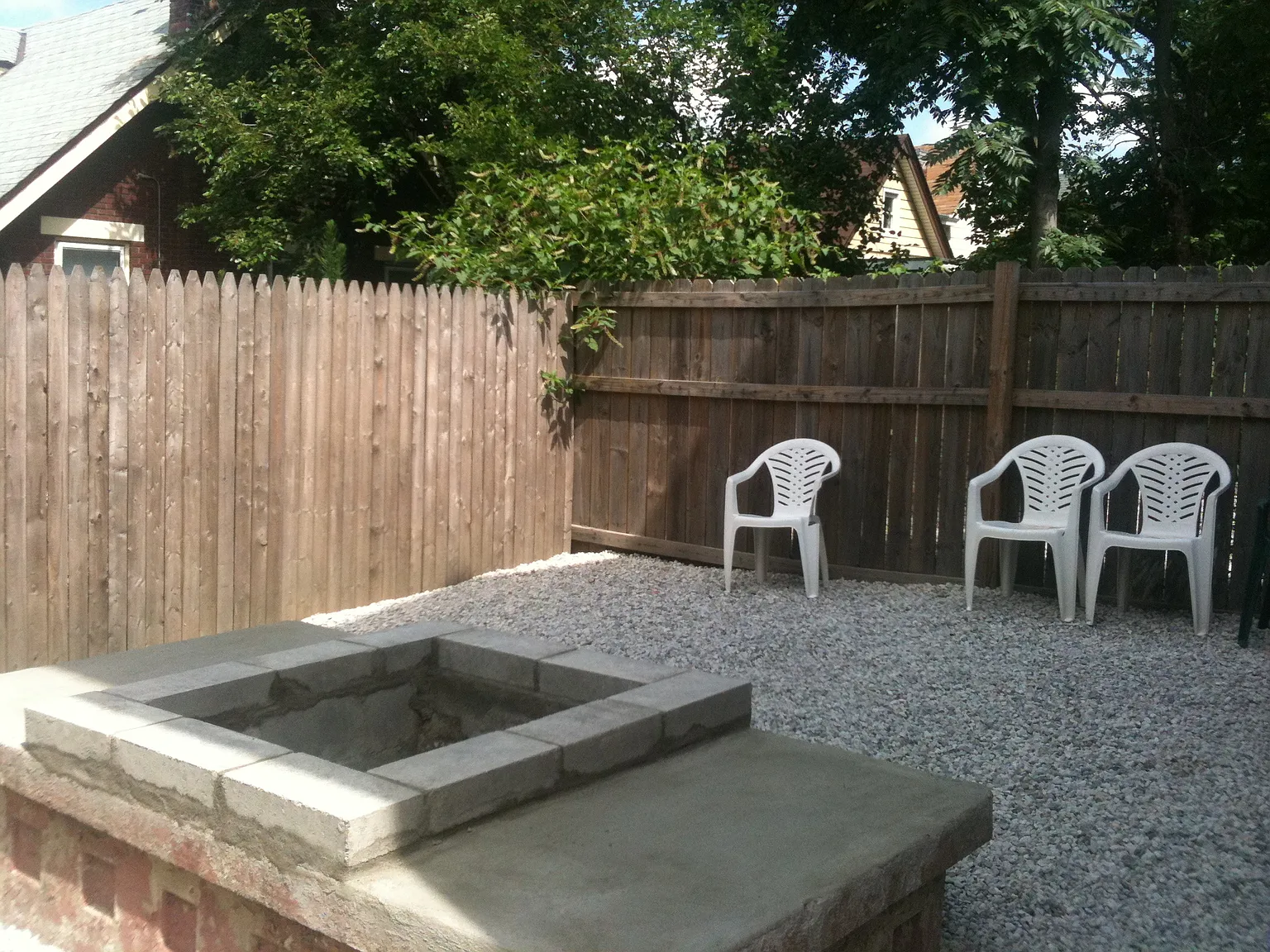 6 bed, 2601 sqft, $3,760 — Photo 4