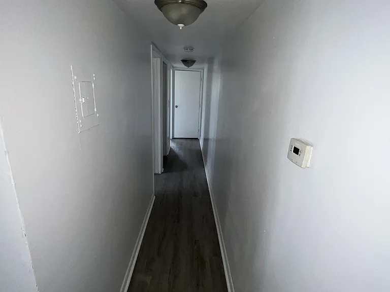 1067 Salem Ave — Photo 6