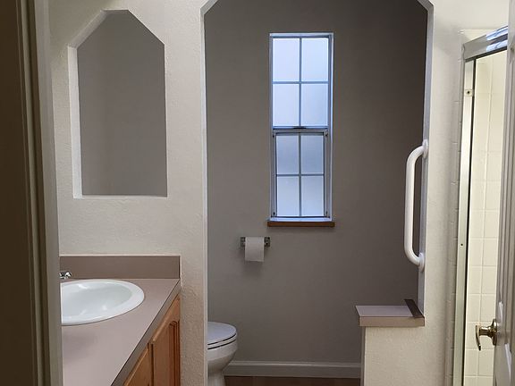 Master bath (double sinks).