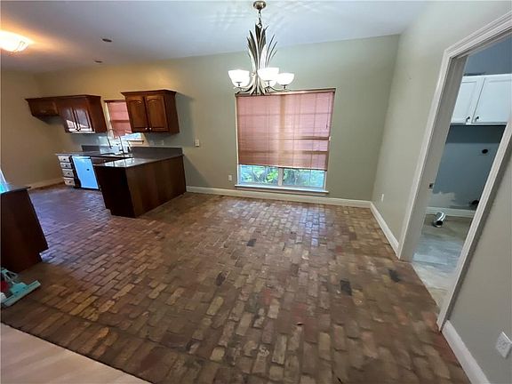 3rd image of 71230 Shady Lake Dr