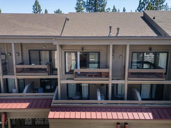 2000 N Village Dr APT 318, Truckee, CA 96161