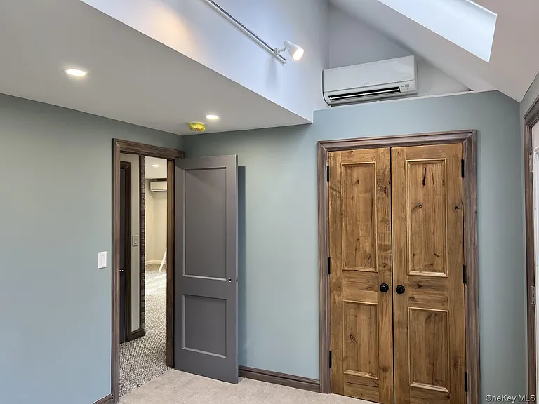 24 Lindner Pl — Photo 22