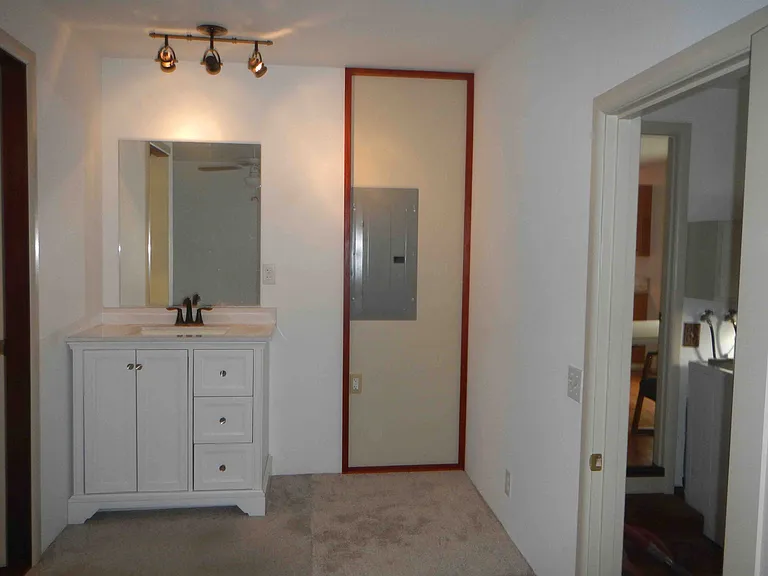 1715 SE Bethel St — Photo 9