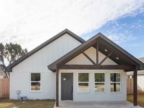 1317 Ridgeview Cir, Granbury, TX 76048