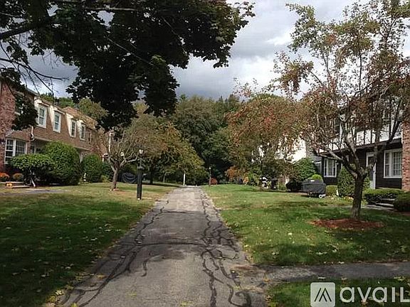 3rd image of 86 Prescott Dr #86