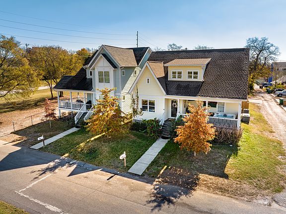 5th image of 831 Goff St