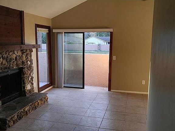 5th image of 111 Pinesong Dr