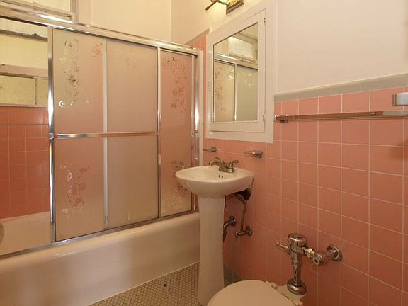 5th image of 1809 California St APT 205