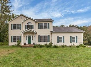 977 Mount Hope Rd, Middletown, NY 10940