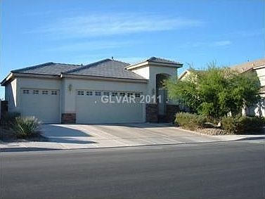 2nd image of 1677 Amador Ln