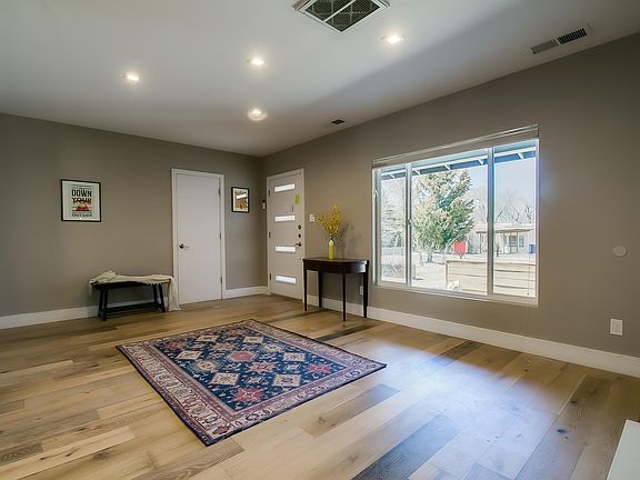 4th image of 510 Tulane Dr SE