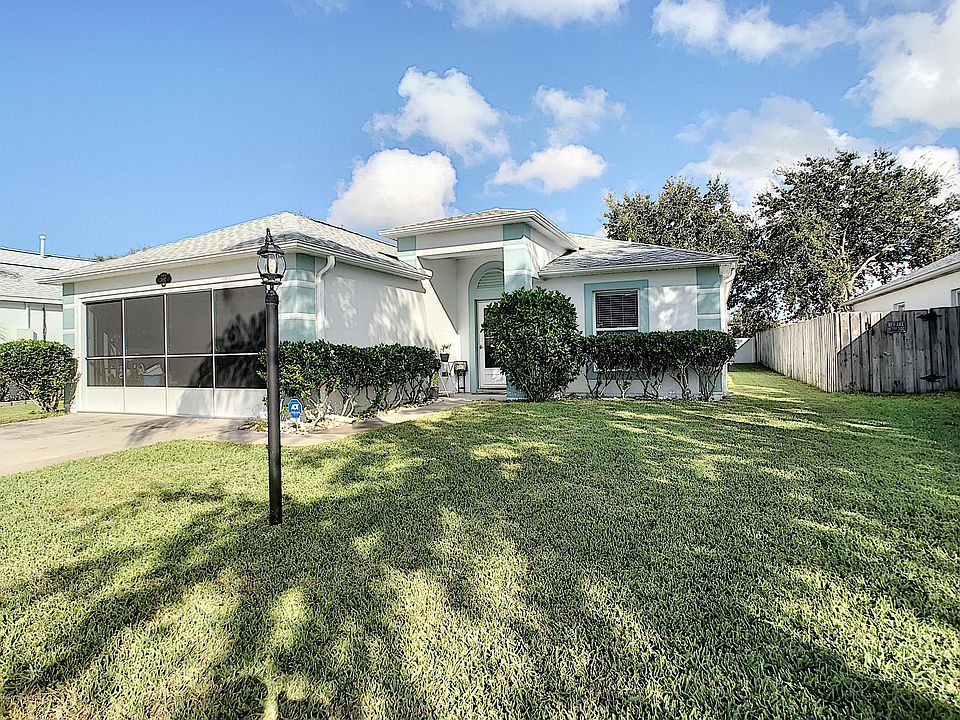 1st image of 3892 La Flor Dr