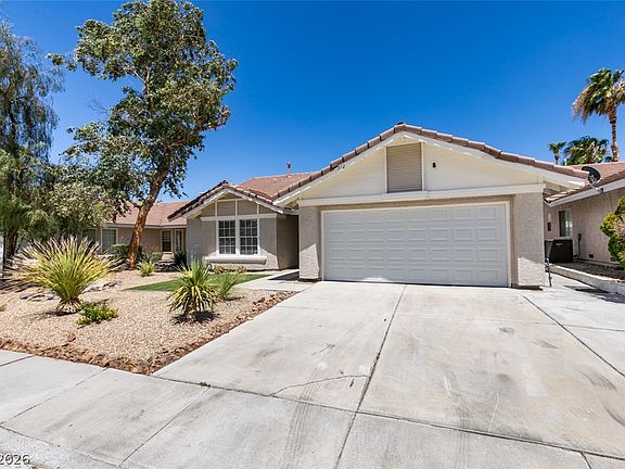 2nd image of 272 Grand Teton Dr