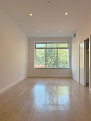 94 Scholes Street, #2F