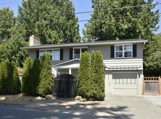 10262 36th Ave SW, Seattle, WA 98146