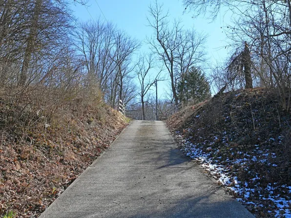 2891 Mount Olive Point Isabel Rd, Bethel, OH 45106