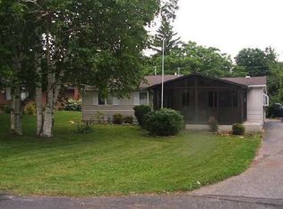 3918 E Kirk Dr, Port Clinton, OH 43452