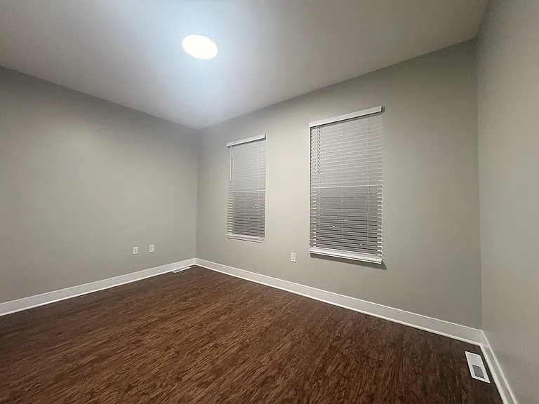 2258-2274 S Allis St #2270 — Photo 7