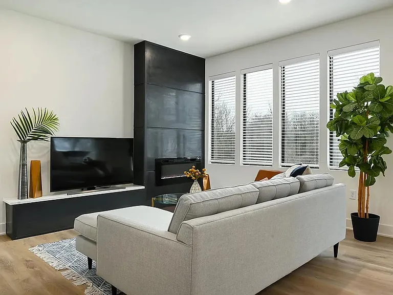 6529 Marsh Ave — Photo 4