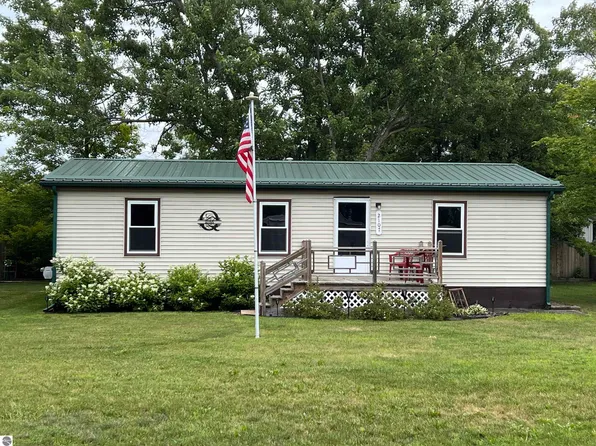 2107 Betty Ln, Mount Pleasant, MI 48858