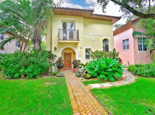 493 Menendez Ave #12, Coral Gables, FL 33146