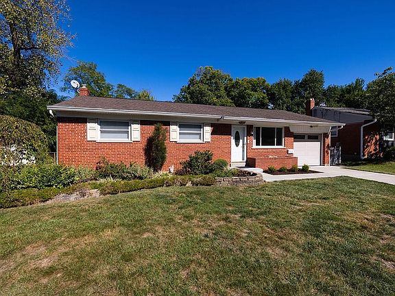 2nd image of 9440 Wynnecrest Dr