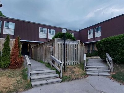 1333 Mary St N #32, Oshawa, ON, L1G6Z3