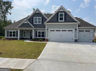 60 Cushing St, Senoia, GA