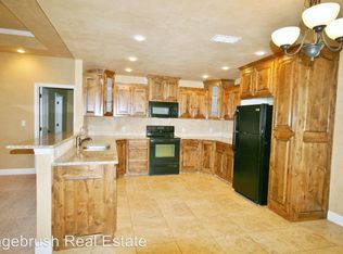 504 Almond Tree Ln, Clovis, NM 88101