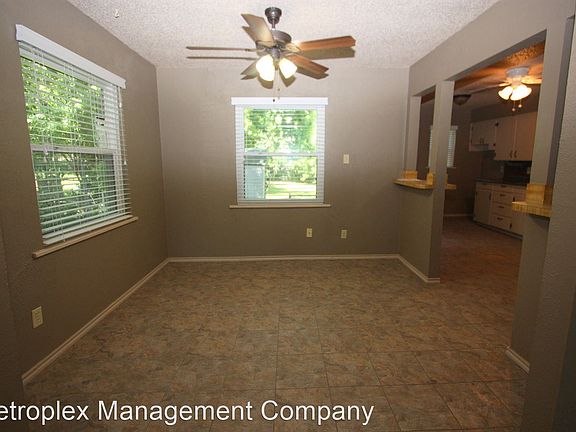 5th image of 7838 Longfield Dr